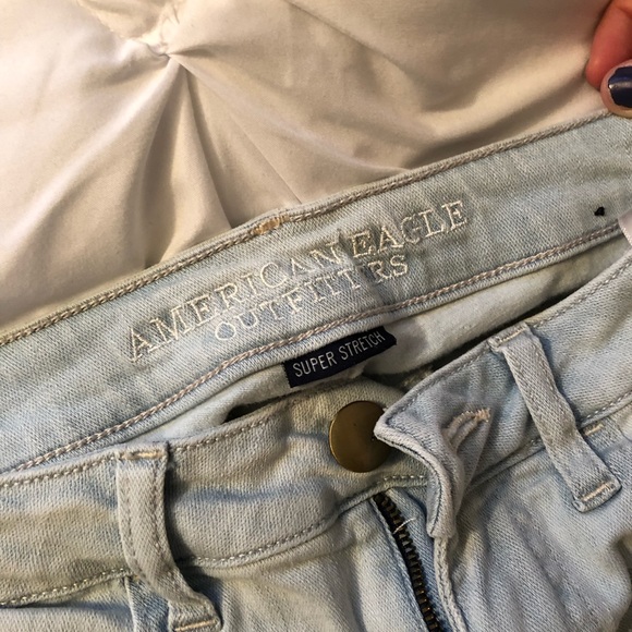 American Eagle Distressed Skinny Jeans - Picture 3 of 5